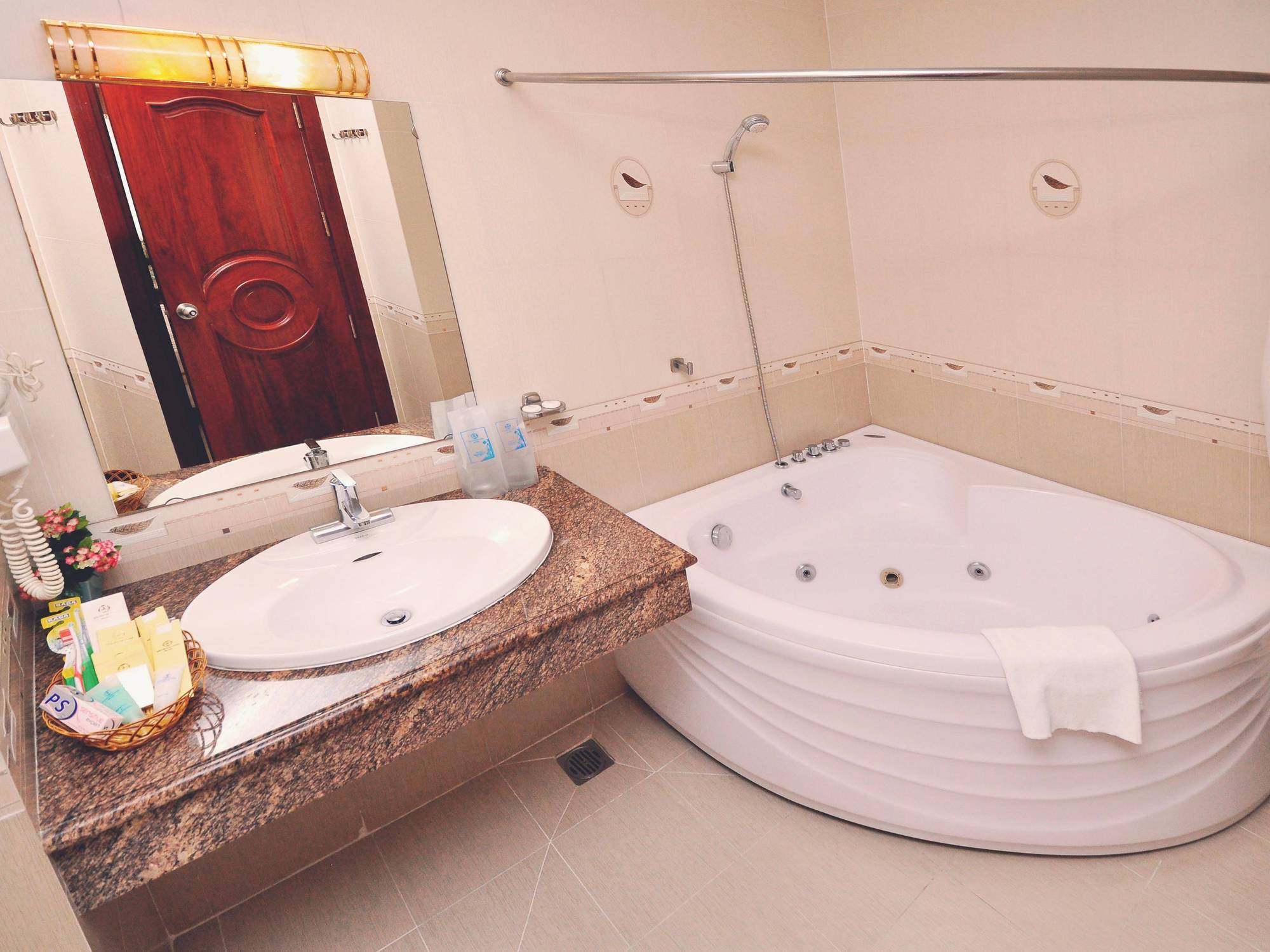 Tan Hoang Long Hotel Ho Si Minh-város Kültér fotó